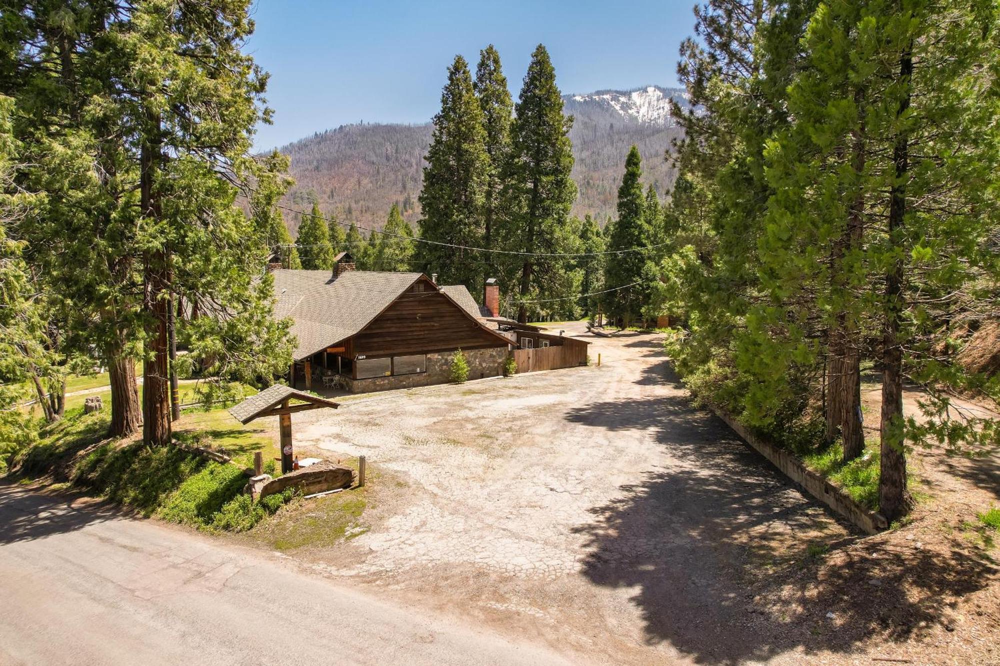 Big Pine Suite Cn Lodge R#1 Ponderosa Exterior photo